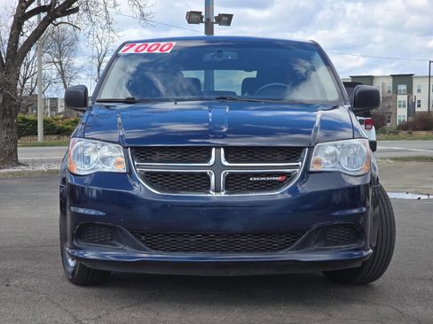 Used 2017 Dodge Grand Caravan SE w/ Power Window Group image 5