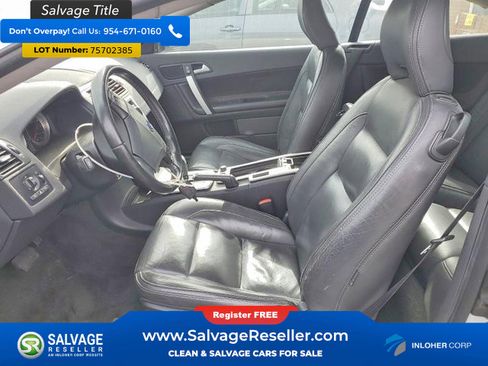 Used 2011 Volvo C70 T5 w/ Climate Pkg image 9