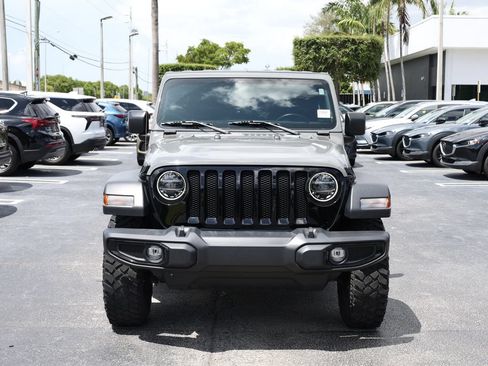 Used 2021 Jeep Wrangler Sport AWD/4WD image 3