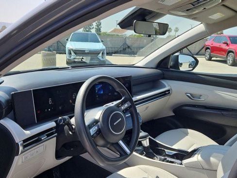 Used 2025 Hyundai Tucson SEL FWD image 10