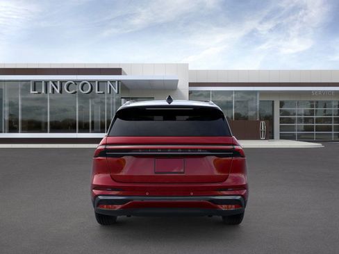 New 2026 Lincoln Nautilus Reserve w/ Jet Appearance Package image 5