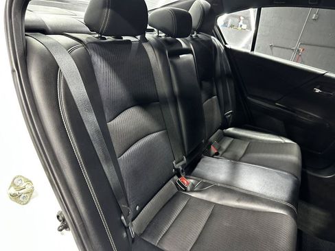 Used 2016 Honda Accord Sport image 36