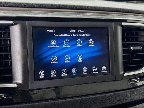 Used 2021 Chrysler Voyager Lxi image 14