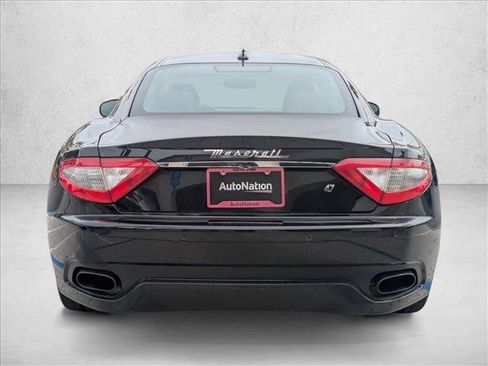Used 2011 Maserati GranTurismo S RWD image 7