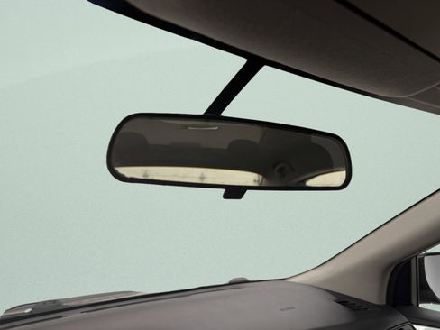 Used 2019 Nissan Sentra S image 26