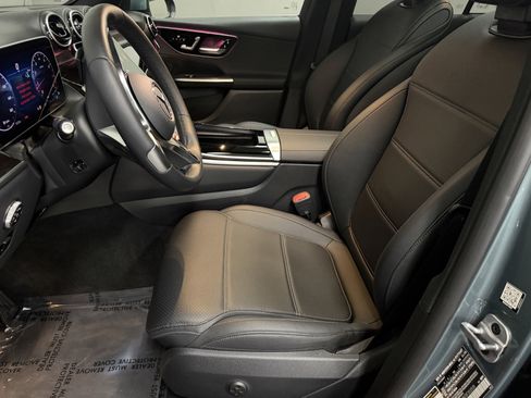 Certified 2025 Mercedes-Benz GLC 300 4MATIC image 24