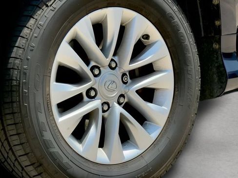 Used 2017 Lexus GX 460 Premium AWD/4WD image 10