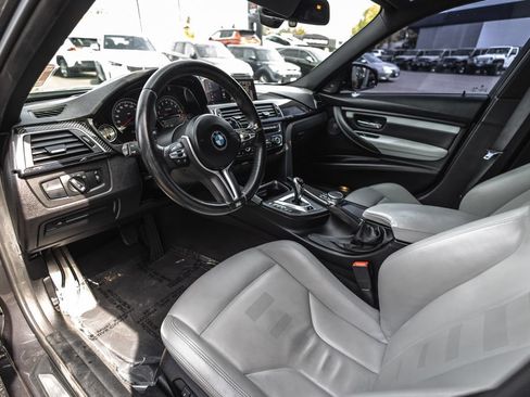 Used 2018 BMW M3 w/ Executive Package RWD image 15