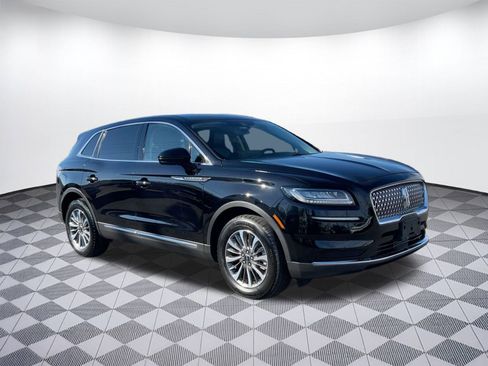 Used 2023 Lincoln Nautilus AWD image 7