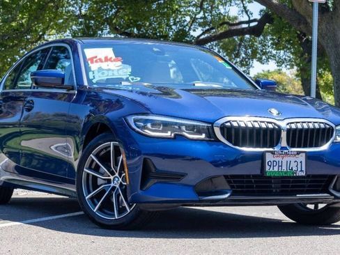 Used 2020 BMW 330i Sedan w/ Premium Package image 10