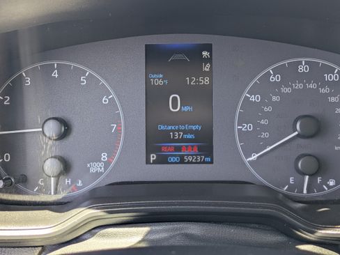 Used 2024 Toyota Corolla LE FWD image 28
