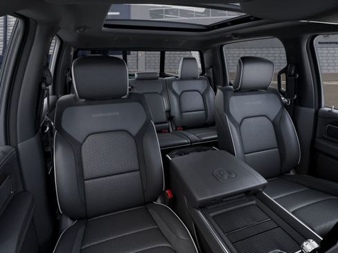 New 2027 RAM 1500 Laramie AWD/4WD image 16