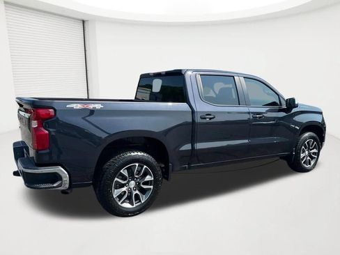 Used 2024 Chevrolet Silverado 1500 LT AWD/4WD image 5