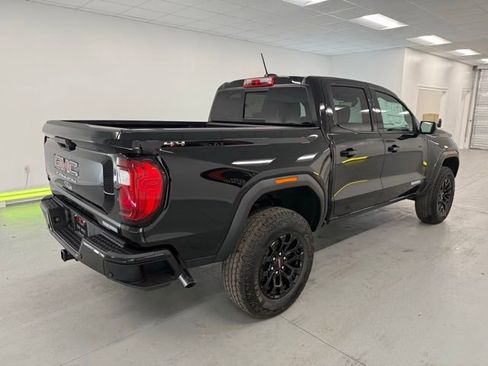 New 2026 GMC Canyon Elevation w/ Convenience Package image 6