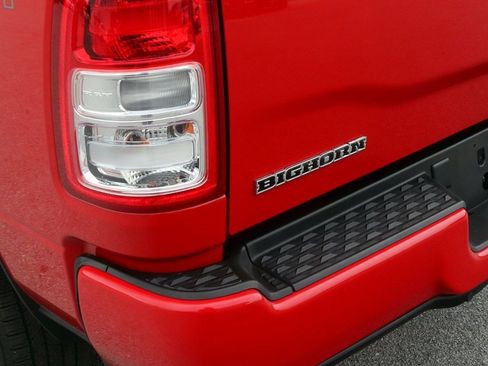 Used 2024 RAM 2500 Big Horn w/ Sport Appearance Package image 8