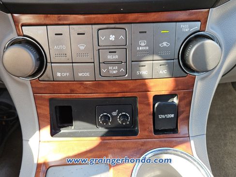 Used 2008 Toyota Highlander Limited AWD/4WD image 16