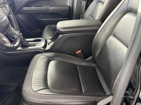 Used 2022 GMC Canyon AT4 w/ Trailering Package image 11