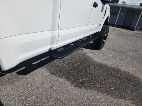 Used 2019 Ford F250 XLT image 21