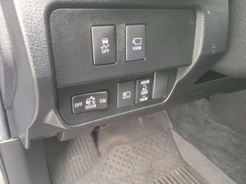 Used 2023 Toyota Tacoma TRD Off-Road w/ TRD Premium Off Road Package AWD/4WD image 22