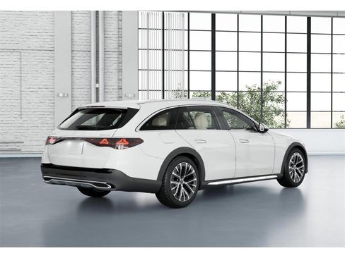 New 2026 Mercedes-Benz E 450 4MATIC All-Terrain Wagon image 21
