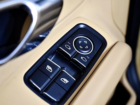 Used 2014 Porsche Boxster image 31