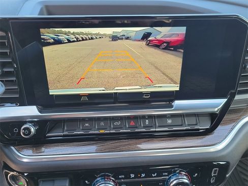 New 2026 GMC Sierra 1500 Elevation image 31