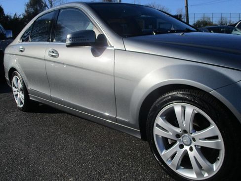Used 2011 Mercedes-Benz C 300 4MATIC Sedan image 20
