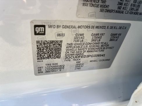 Used 2019 RAM 1500 Laramie image 9