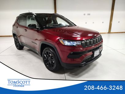 Used 2022 Jeep Compass Latitude w/ Sun and Sound Group