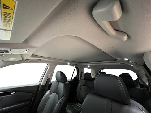 New 2025 Honda Pilot Touring image 28