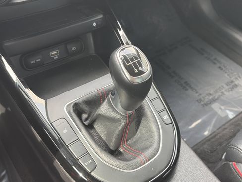 Used 2022 Kia Forte GT FWD image 25