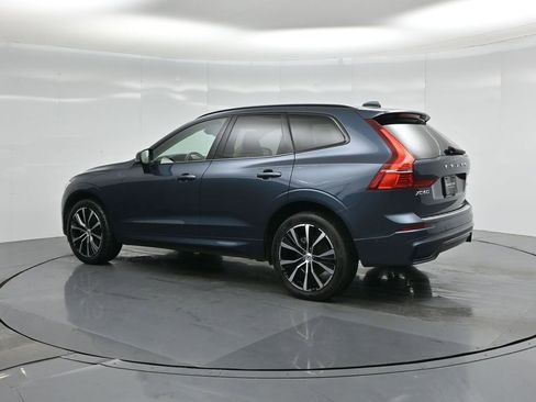 Used 2023 Volvo XC60 B5 Plus image 6