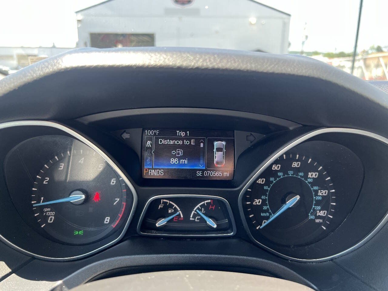 Used 2014 Ford Focus Titanium FWD image 18
