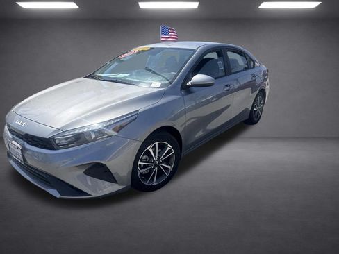 Used 2023 Kia Forte LXS FWD image 27