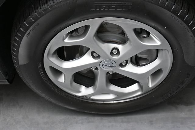 Used 2024 Chrysler Pacifica Limited AWD/4WD image 34
