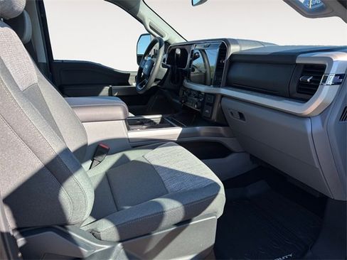 New 2026 Ford F250 XLT w/ XLT Premium Package image 15