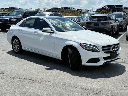 Used 2016 Mercedes-Benz C 300 4MATIC Sedan image 3