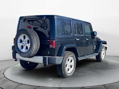 Used 2014 Jeep Wrangler Unlimited Sahara w/ Connectivity Group image 5