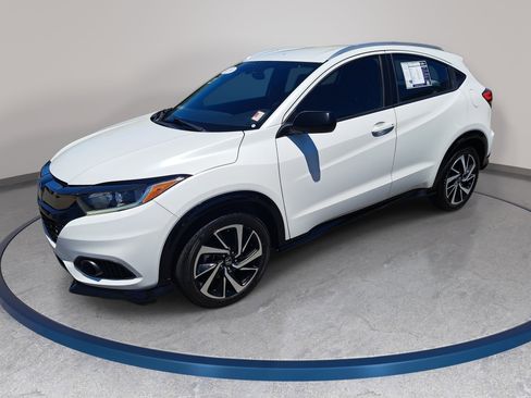 Used 2019 Honda HR-V Sport image 1