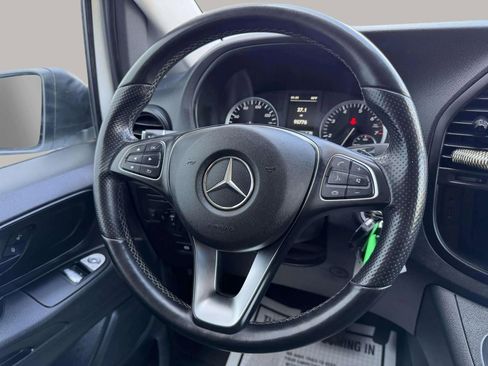 Used 2019 Mercedes-Benz Metris image 26