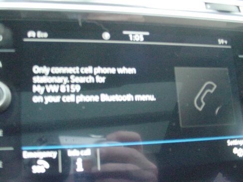 Used 2022 Volkswagen Tiguan SE image 21