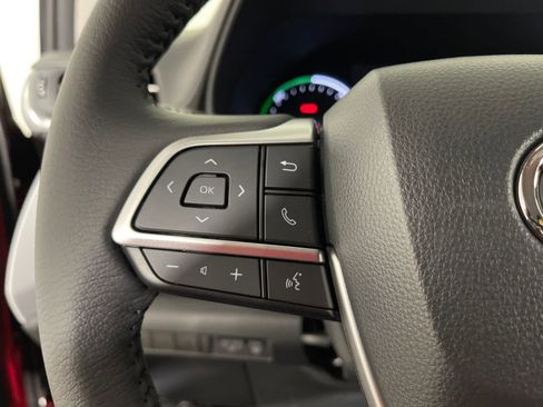 New 2026 Toyota Sienna XLE image 28