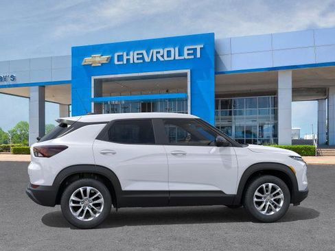 New 2026 Chevrolet TrailBlazer LS image 32
