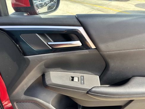 Used 2022 Mitsubishi Outlander SE image 14