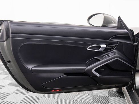 Certified 2021 Porsche 718 Cayman image 14