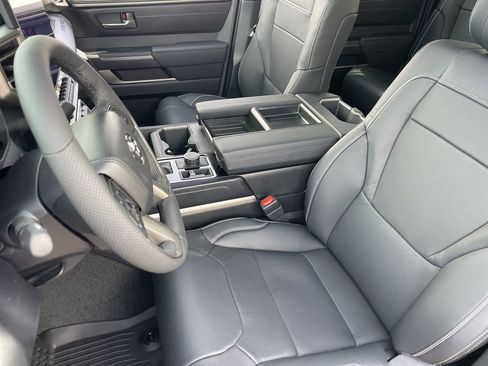 New 2026 Toyota Tundra SR5 AWD/4WD image 18