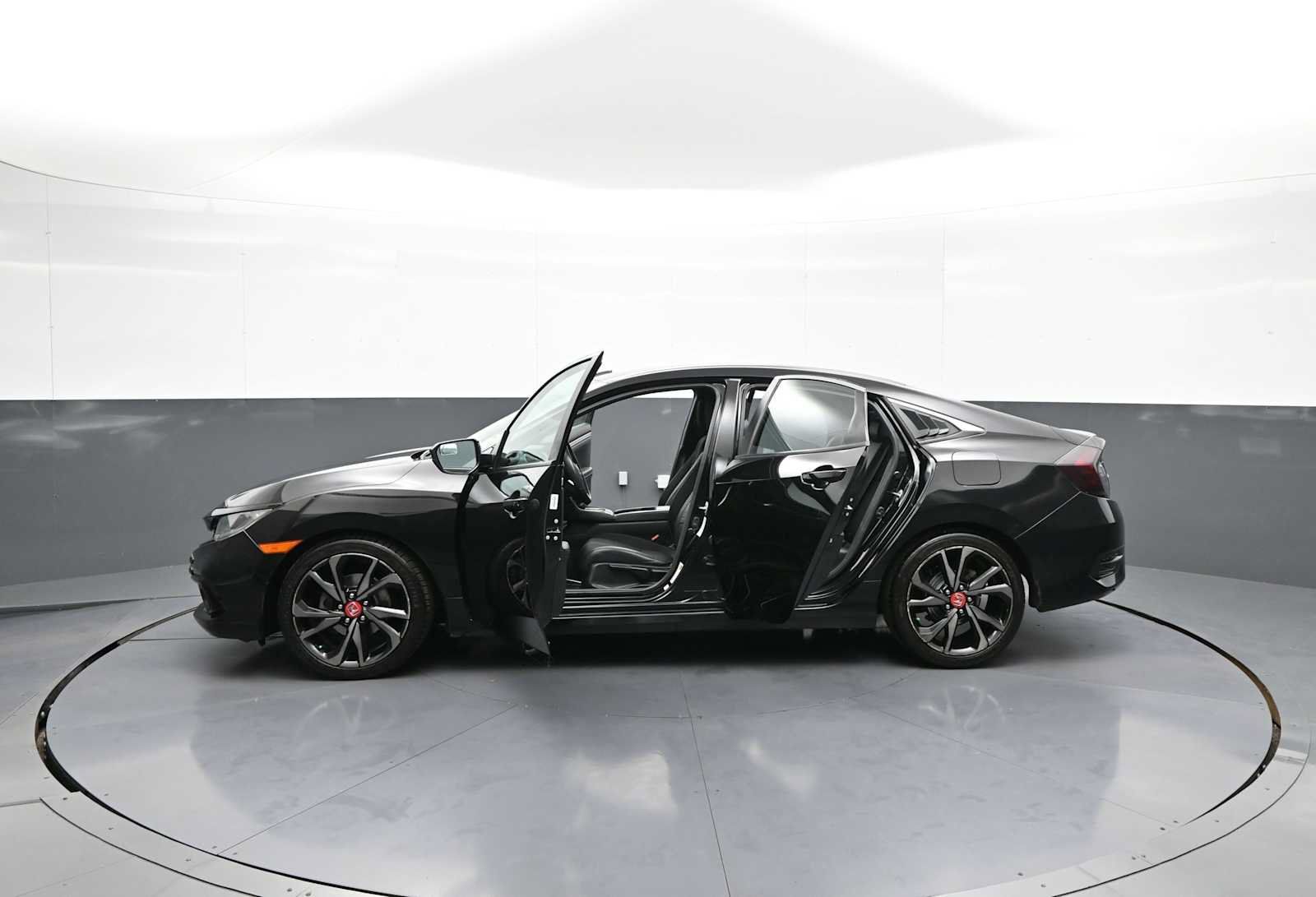 Used 2020 Honda Civic Sport image 41