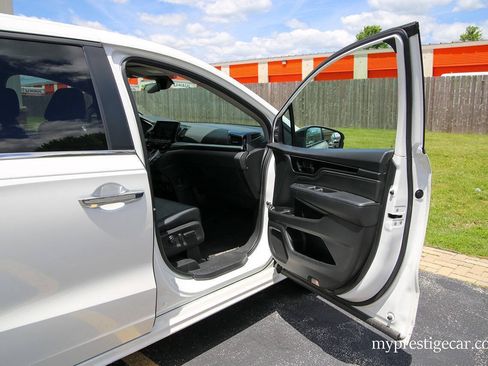 Used 2022 Honda Odyssey Touring image 14