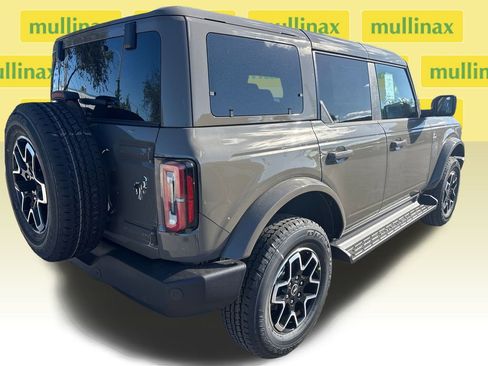 New 2025 Ford Bronco Outer Banks image 25