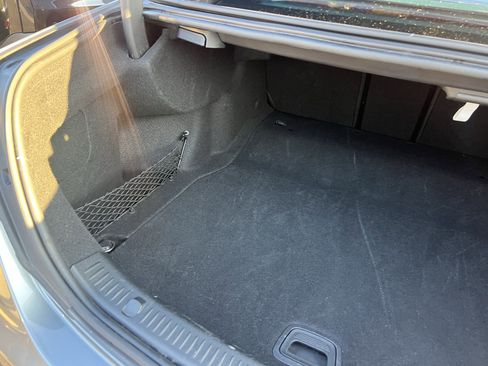 Used 2020 Mercedes-Benz E 350 Sedan image 35